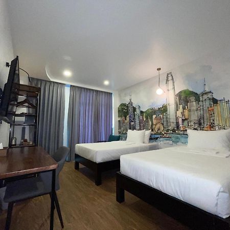 Times Hotel At Bassac Lane Phnom Penh Exterior foto