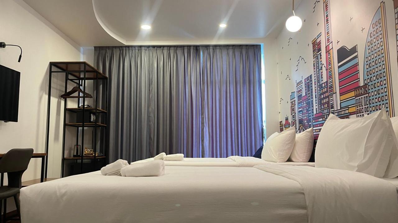 Times Hotel At Bassac Lane Phnom Penh Exterior foto