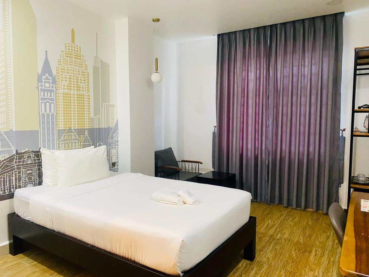 Times Hotel At Bassac Lane Phnom Penh Exterior foto